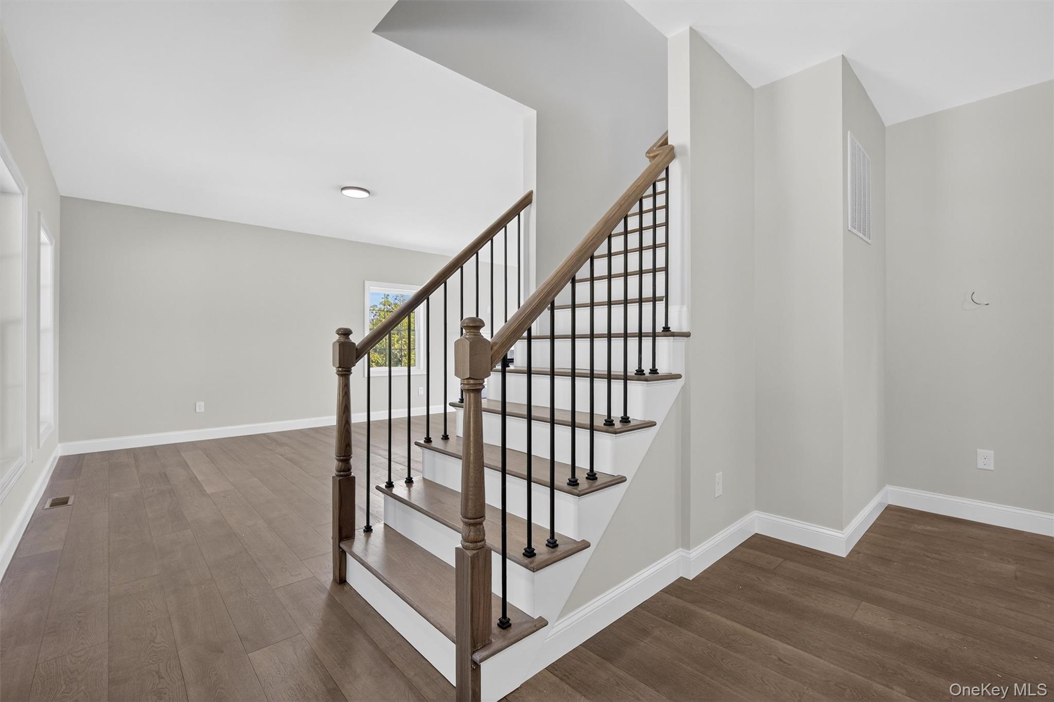 65 Kings Hill Road Walden, NY 12586 - Photo 5 of 41 a view of entryway with wooden floor