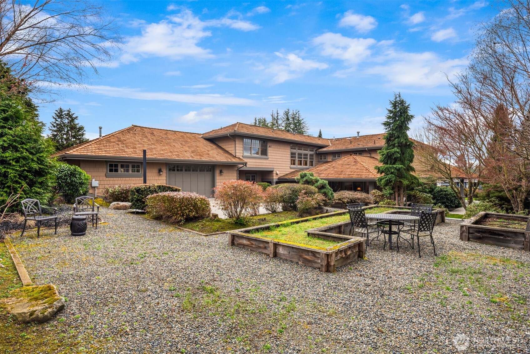 9100 Northeast 42nd Street Yarrow Point, WA 98004 - Photo 35 of 38