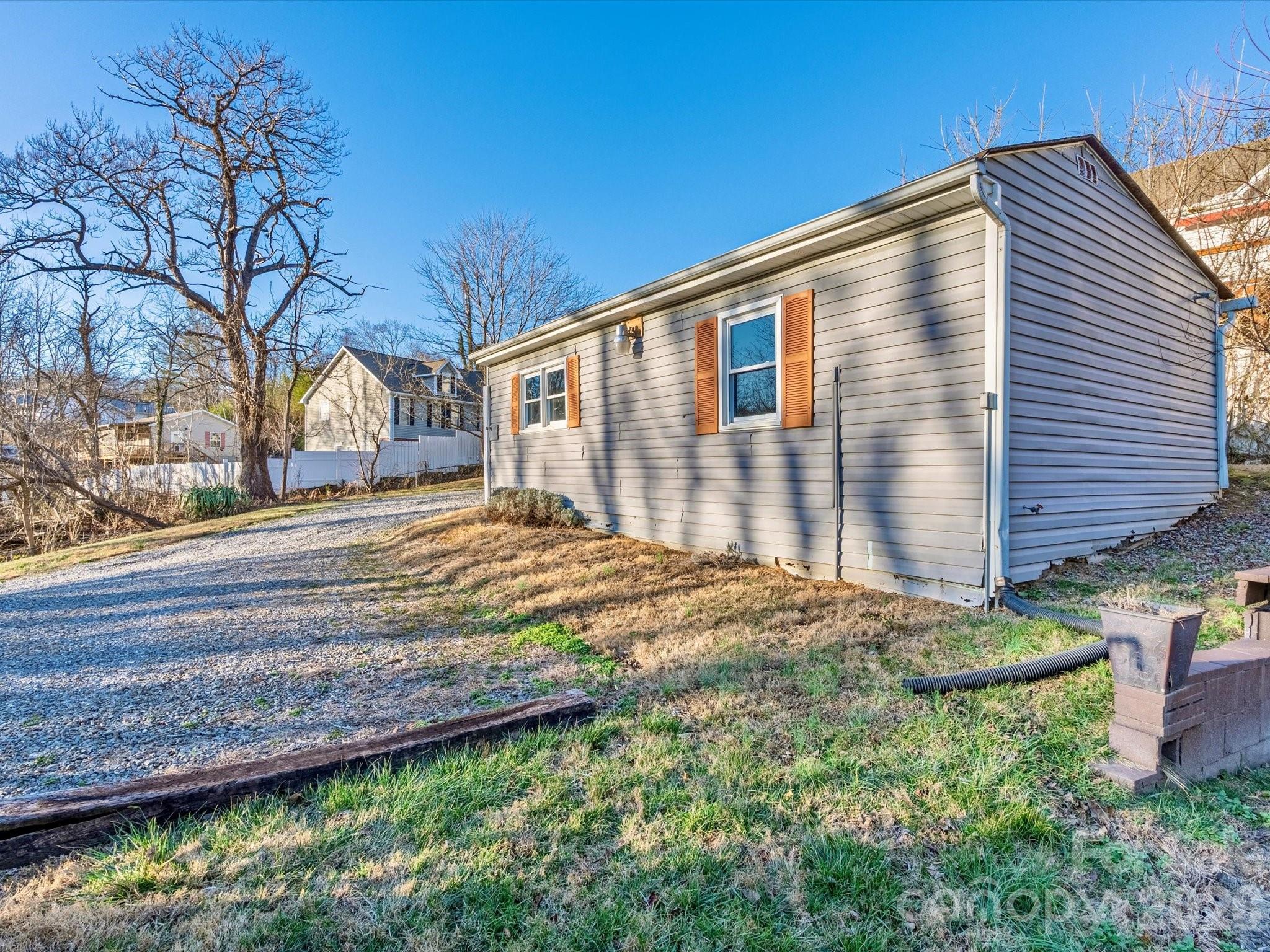 23 Maxwell Road Asheville, NC 28805 - Photo 35 of 47