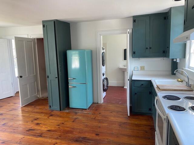 49 Church Street Damariscotta, ME 04543 - Photo 5 of 13 IMG_4928