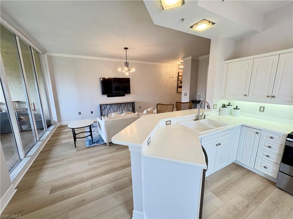 401 Bayfront Place, Unit 3508 Naples, FL 34102 - Photo 16 of 36