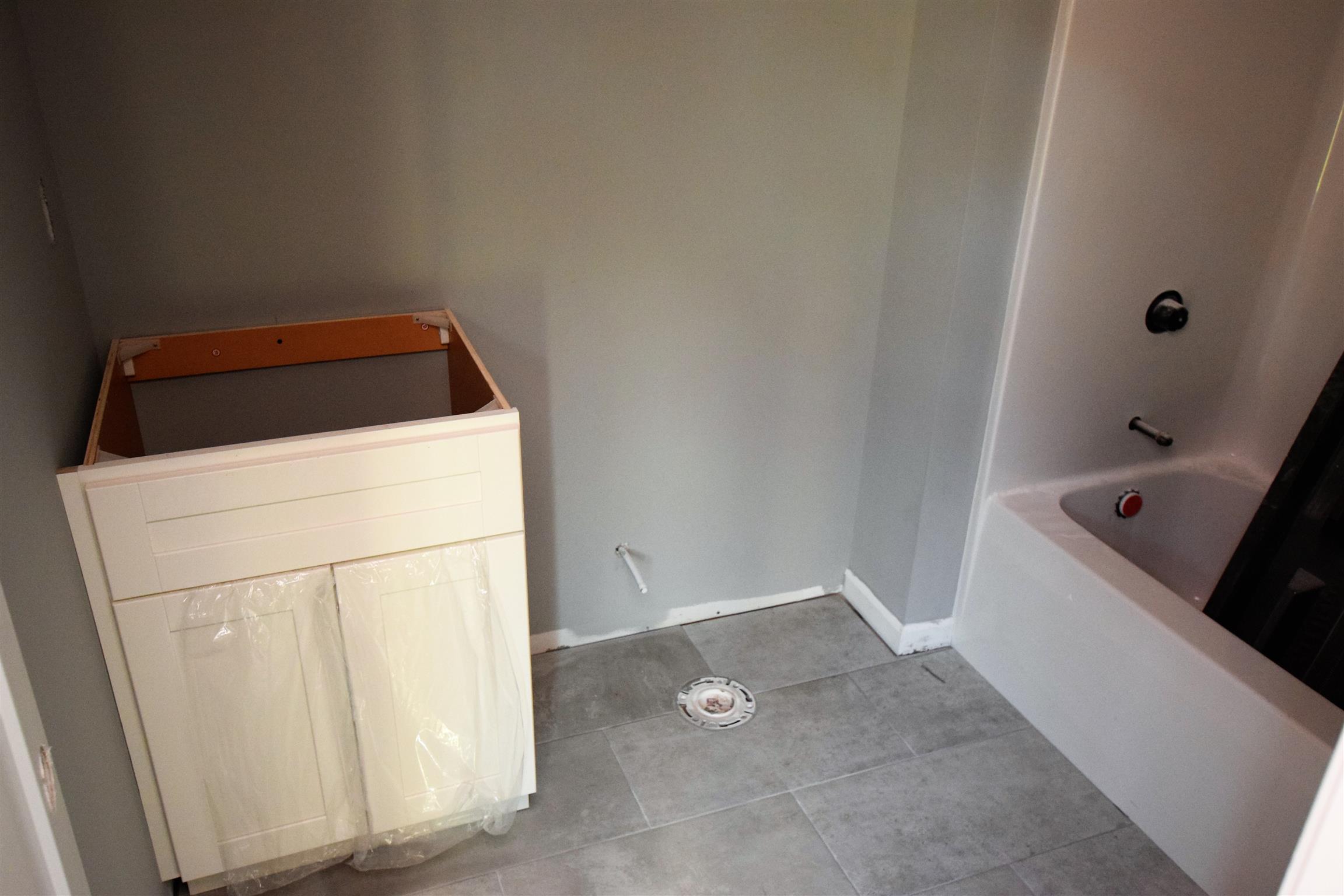 259 Drew Road Pulaski, TN 38478 - Photo 7 of 11 Master Bath