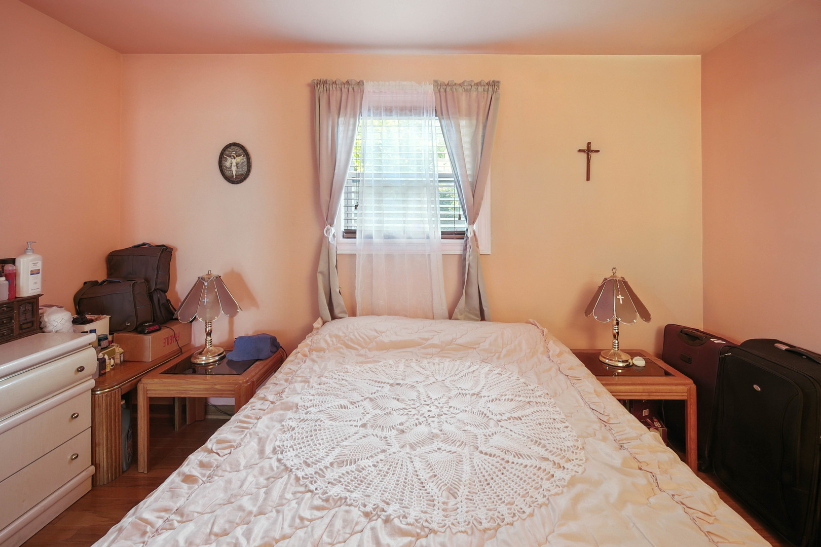 295 East Dennis Road Wheeling, IL 60090 - Photo 11 of 24 a bedroom with a bed and wooden floor