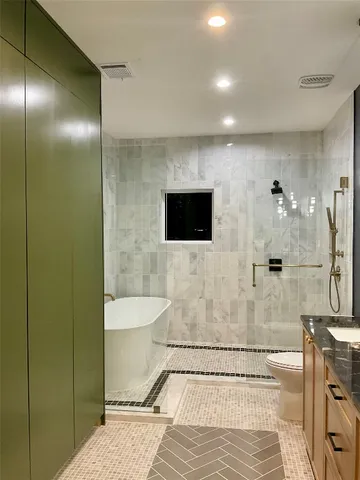a view of a bathroom