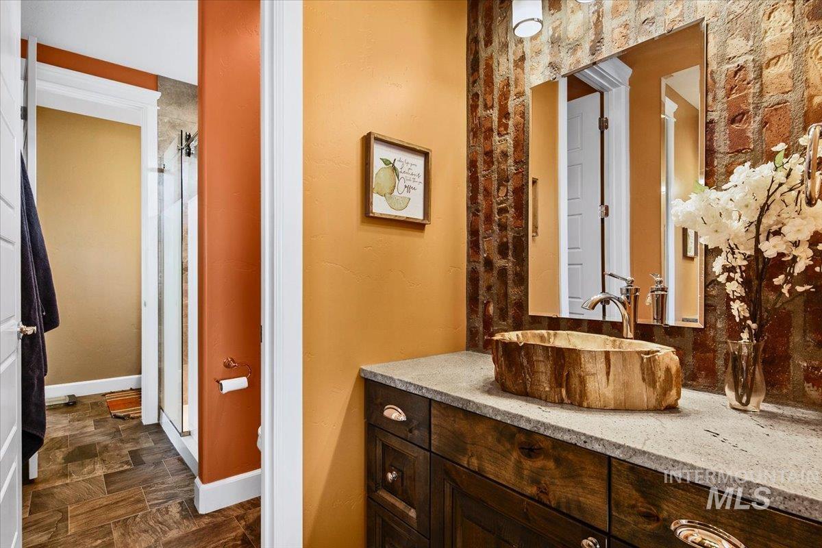 24053 Pheasant Ridge Court Middleton, ID 83644 - Photo 33 of 50 Bathroom featuring vanity and baseboards