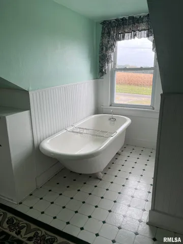 $365,000 | 2283 East 2750th Street, Kewanee, IL 61443