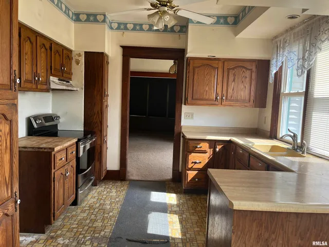 $365,000 | 2283 East 2750th Street, Kewanee, IL 61443