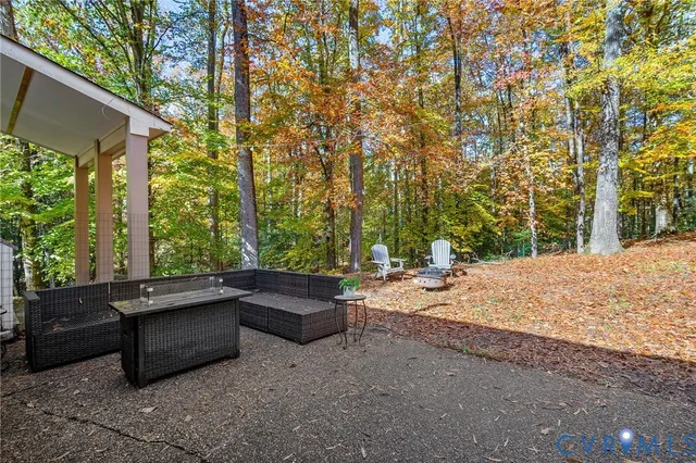 $700,000 | 602 Red Maple Drive, Manakin-Sabot, VA 23103