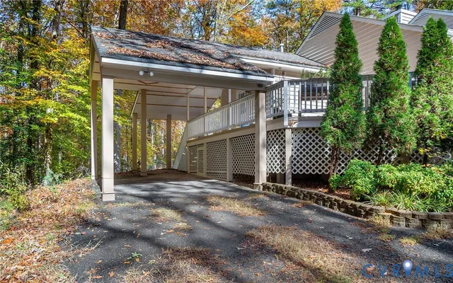 $700,000 | 602 Red Maple Drive, Manakin-Sabot, VA 23103