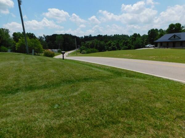7670 Zwickle Road Logan, OH 43138 - Photo 17 of 18 026