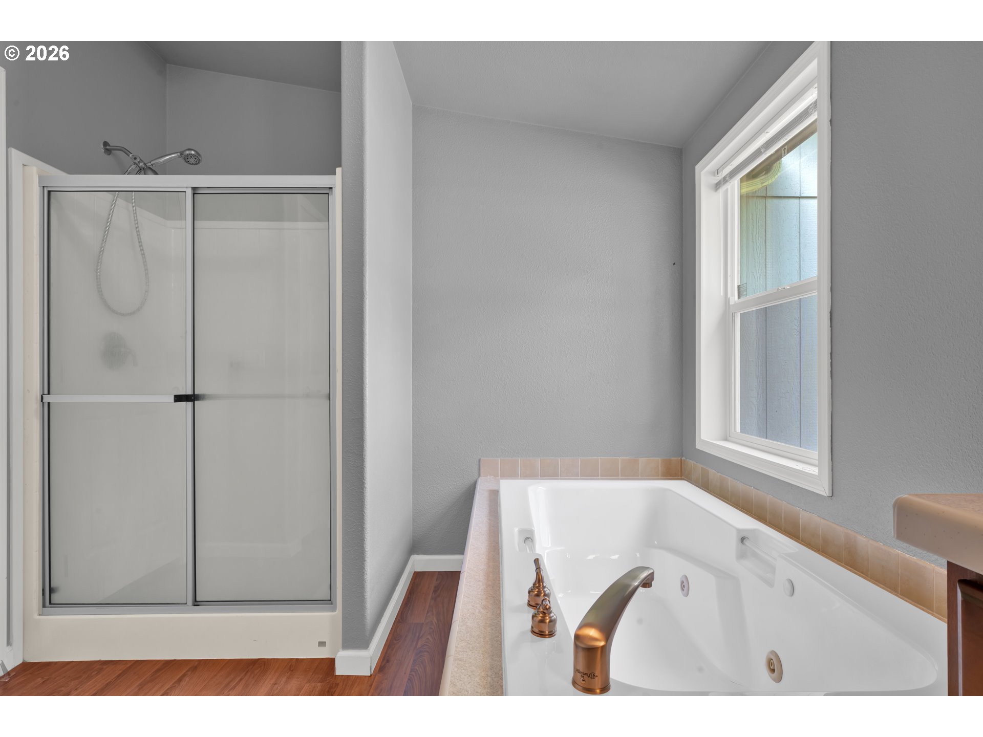 73916 London Road Cottage Grove, OR 97424 - Photo 25 of 48 En Suite Bathroom