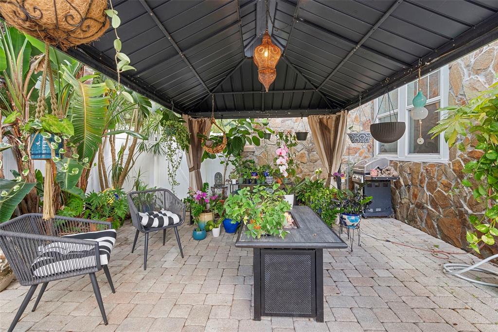 6501 Matchett Road Belle Isle, FL 32809 - Photo 34 of 43 a view of porch with seating space