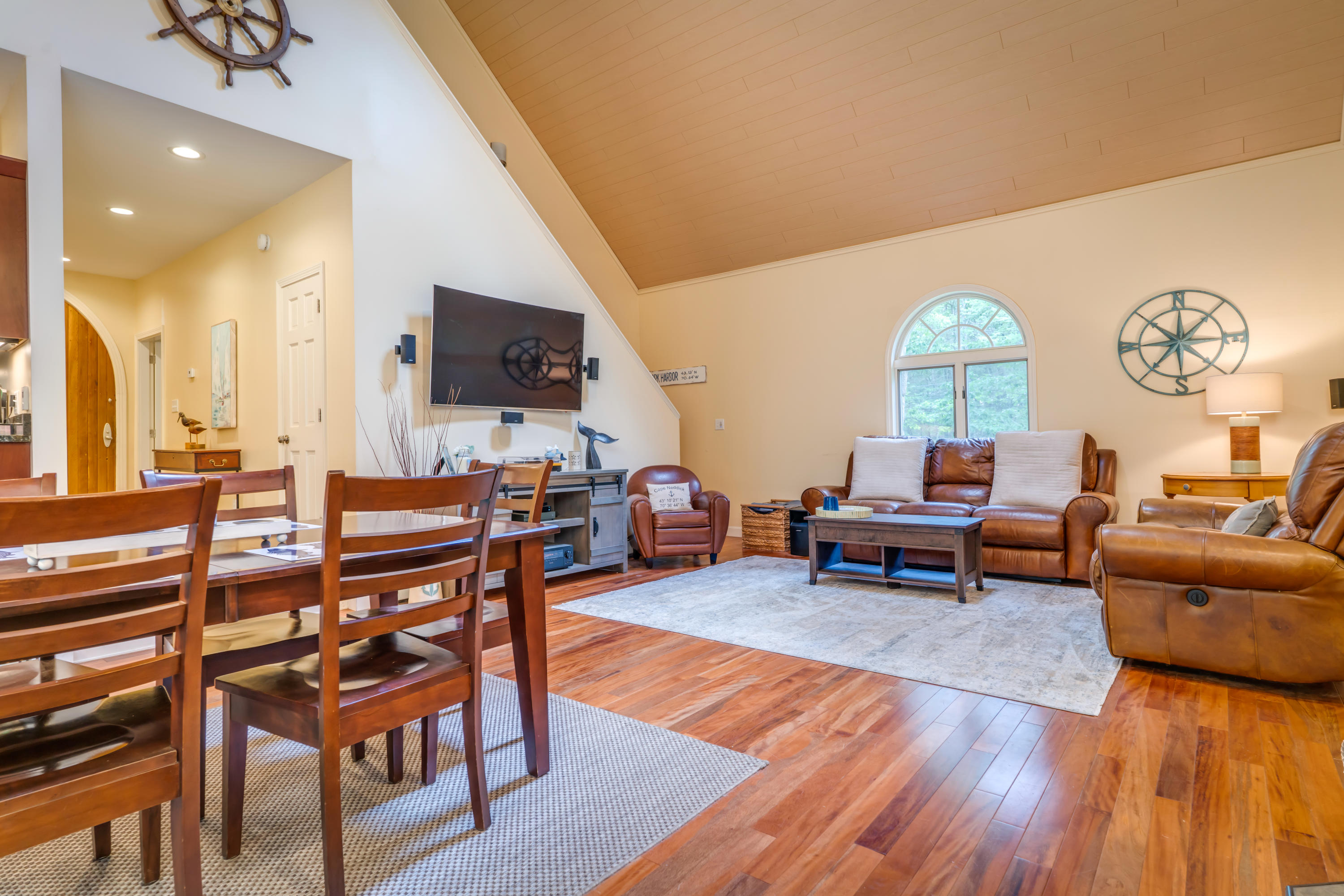 61 Greenleaf Parsons Road Cape Neddick, ME 03902 - Photo 4 of 40 DSC05754