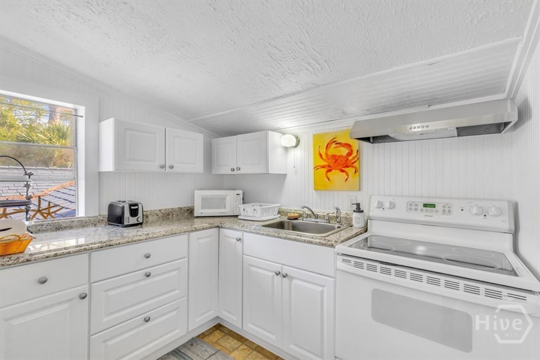 815 Miller Avenue Tybee Island, GA 31328 - Photo 46 of 66