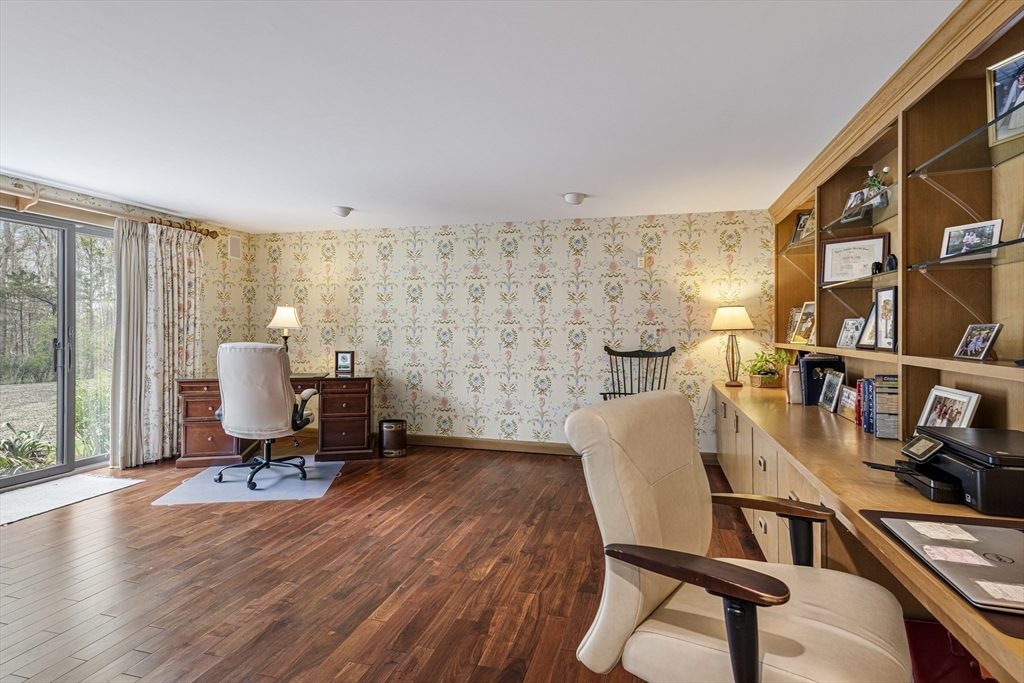 94 Howland Road Westport, MA 02790 - Photo 10 of 33 Gallery Image 10