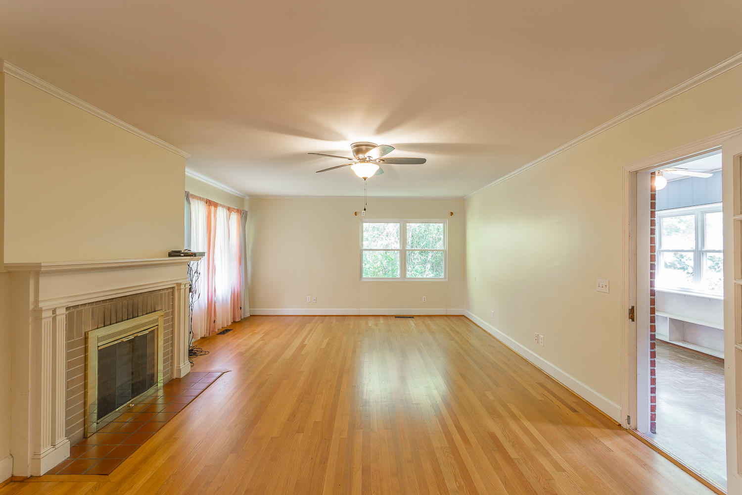 1310 South Crest Road Rossville, GA 30741 - Photo 14 of 35 1310 S Crest HD -14