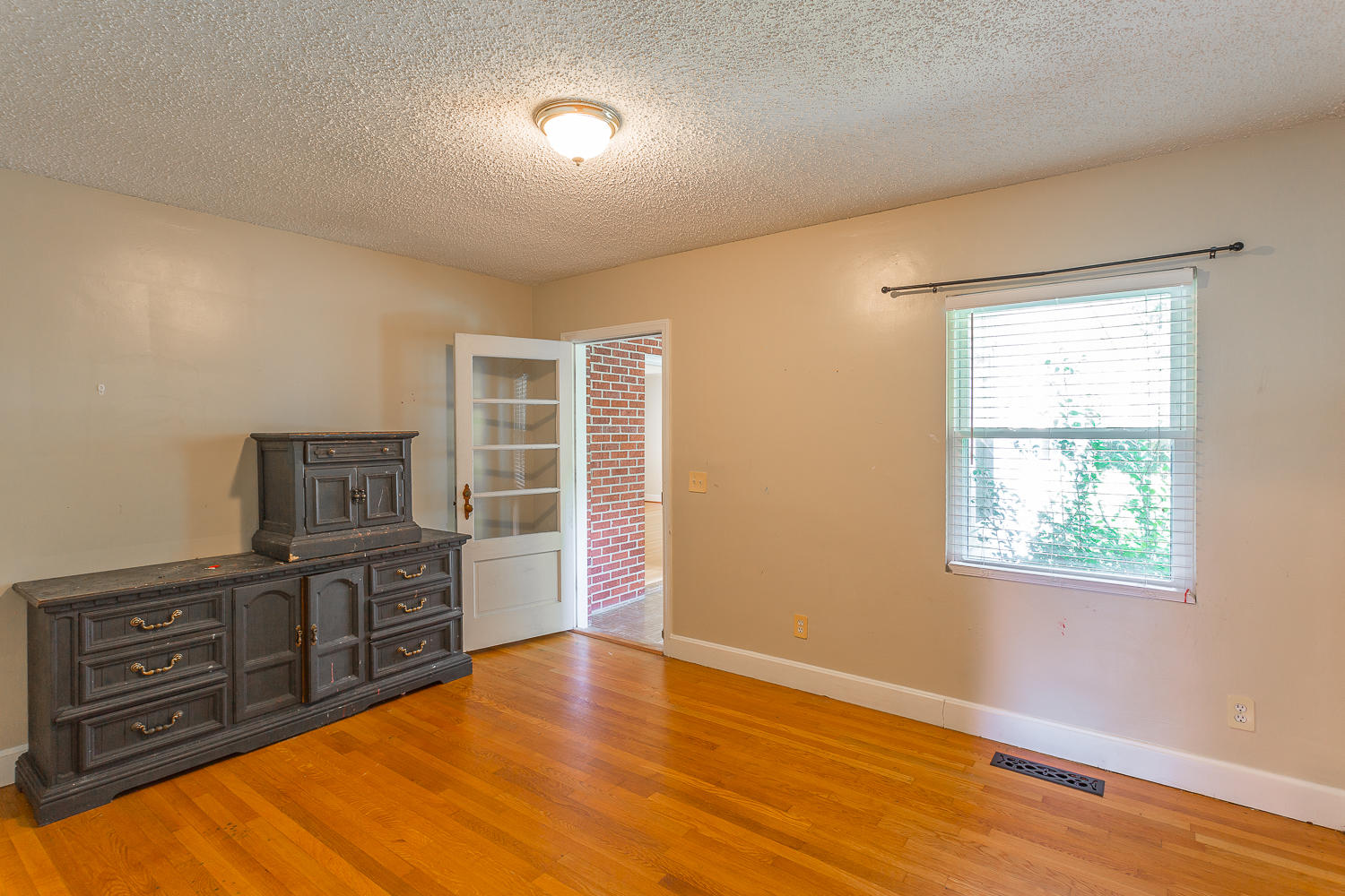 1310 South Crest Road Rossville, GA 30741 - Photo 20 of 35 1310 S Crest HD -19
