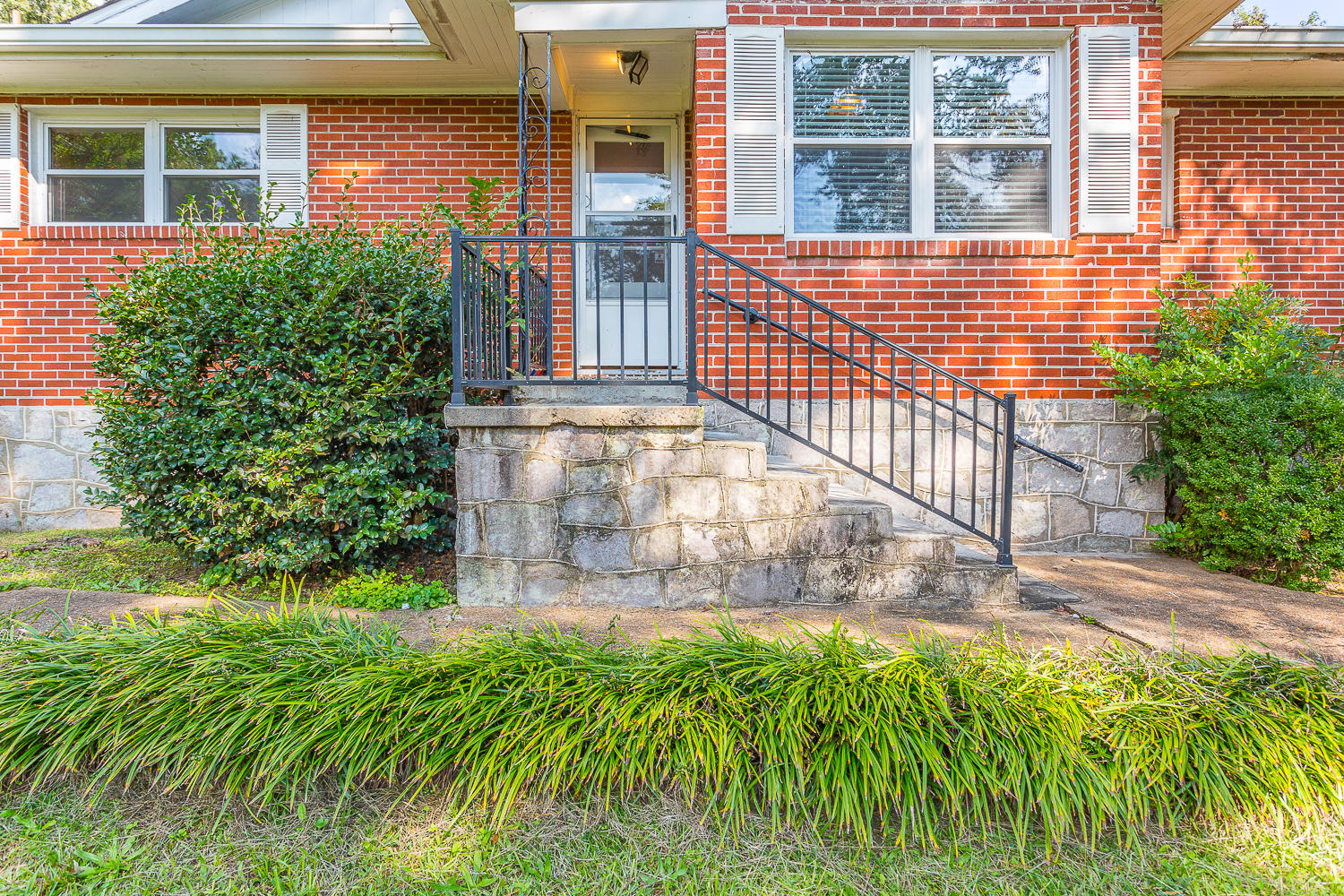 1310 South Crest Road Rossville, GA 30741 - Photo 7 of 35 1310 S Crest HD -7