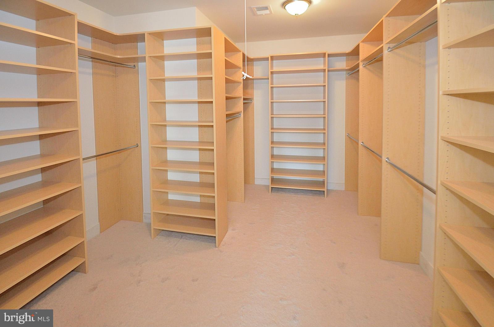 825 Ninovan Road Southeast Vienna, VA 22180 - Photo 12 of 30 Bedroom (Master)