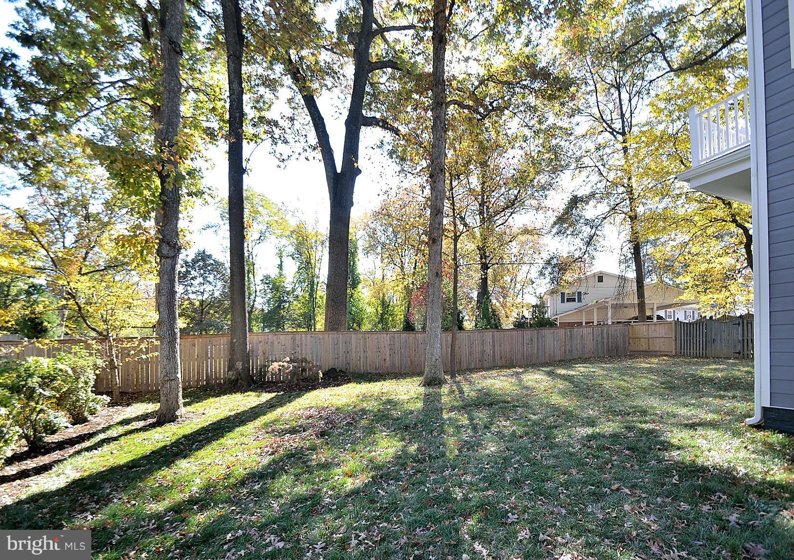 825 Ninovan Road Southeast Vienna, VA 22180 - Photo 28 of 30 Exterior (General)