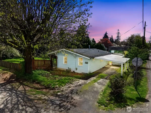 $269,000 | 931 L Street, Centralia, WA 98531