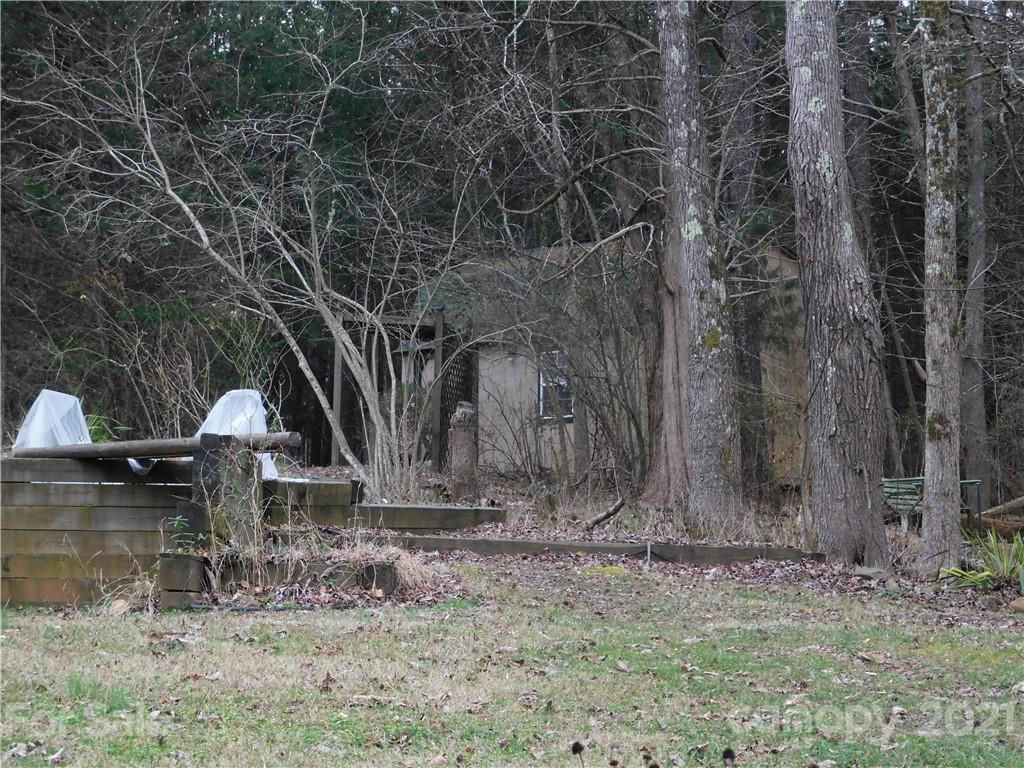 1835 Sharon Road York, SC 29745 - Photo 18 of 21 a backyard of a house with lots of green space
