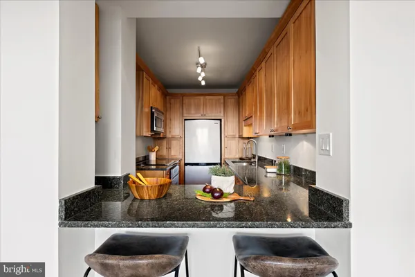 $475,000 | 3900 Watson Place Northwest, Unit A 8E, Washington, DC 20016
