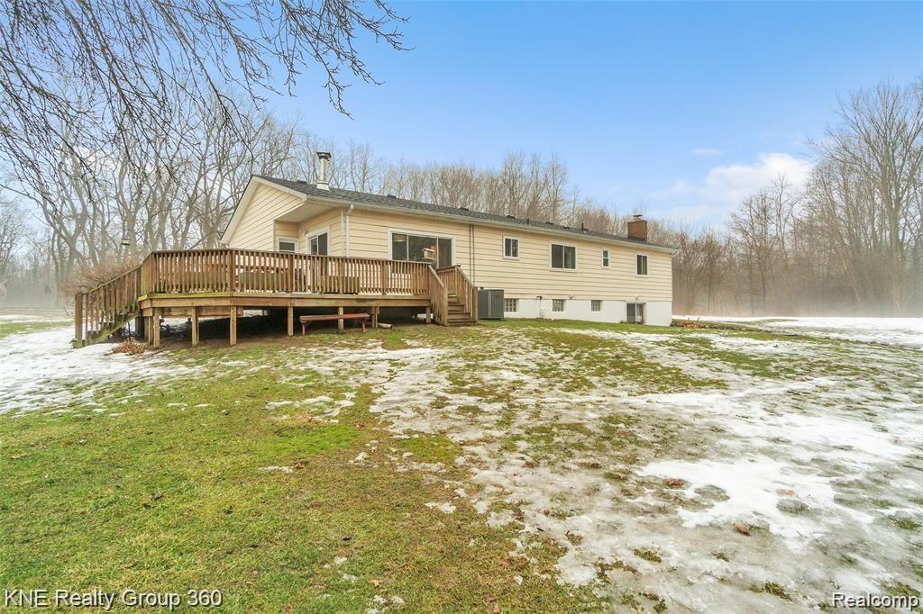 2392 Pingree Road Howell, MI 48843 - Photo 42 of 44
