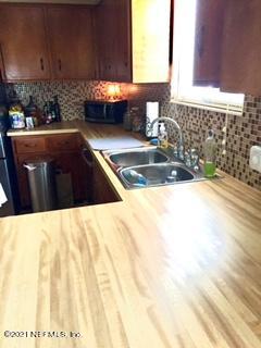 10664 Coleman Road Jacksonville, FL 32257 - Photo 5 of 15 IMG_5233