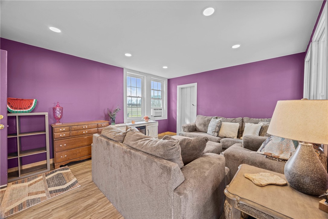 2385 Dow Road York, NY 14533 - Photo 5 of 43 3 Season Room