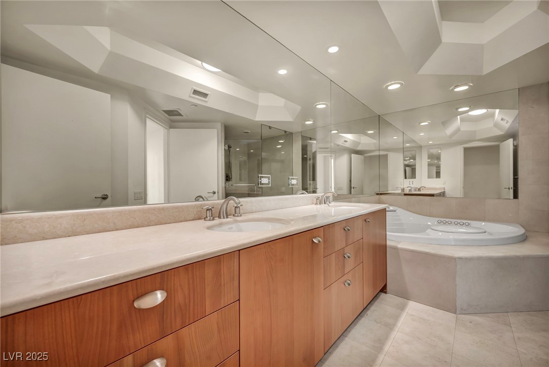 2777 Paradise Road, Unit 301 Las Vegas, NV 89109 - Photo 25 of 36