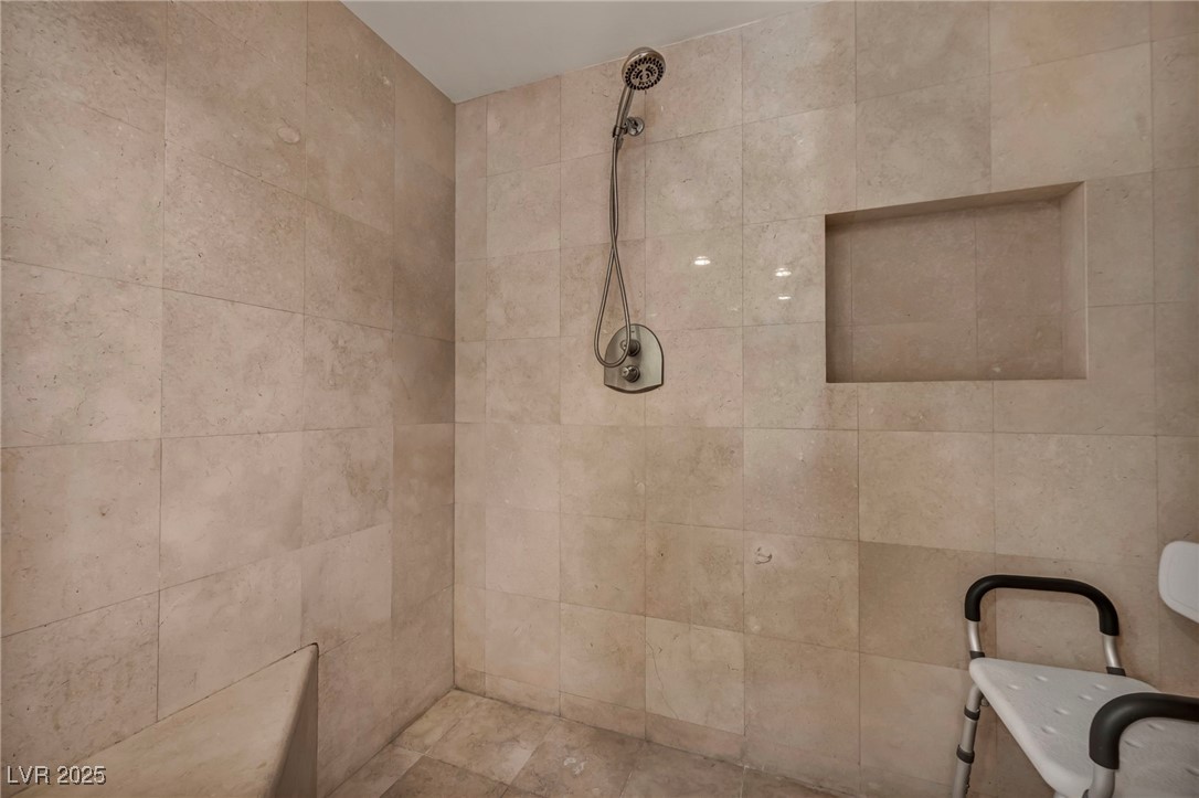2777 Paradise Road, Unit 301 Las Vegas, NV 89109 - Photo 29 of 36 Oversized Shower with custom shower heads