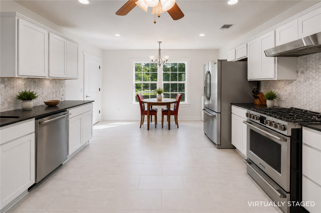 1204 East 28th Street Bryan, TX 77803 - Photo 6 of 18
