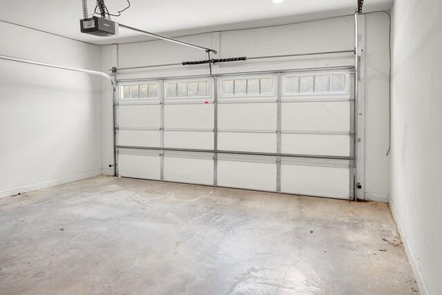 1916 Young Road Southeast Cleveland, TN 37323 - Photo 30 of 36 Garage