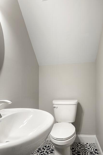 1916 Young Road Southeast Cleveland, TN 37323 - Photo 31 of 36 Half Bath