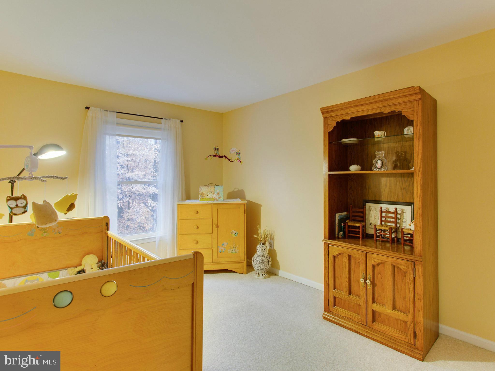 6272 Rathlin Drive Springfield, VA 22152 - Photo 19 of 30 Bedroom