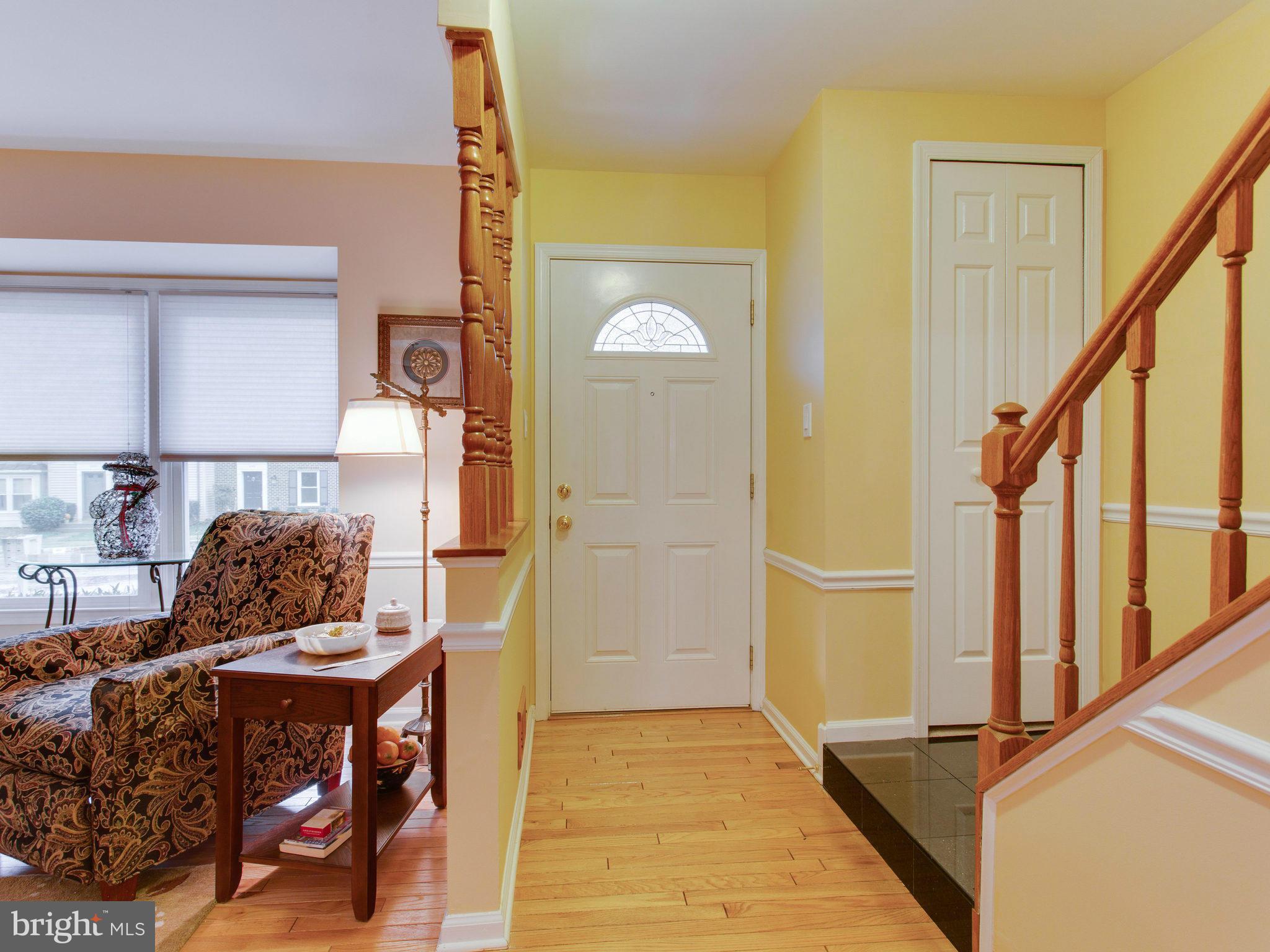 6272 Rathlin Drive Springfield, VA 22152 - Photo 3 of 30 Interior (General)