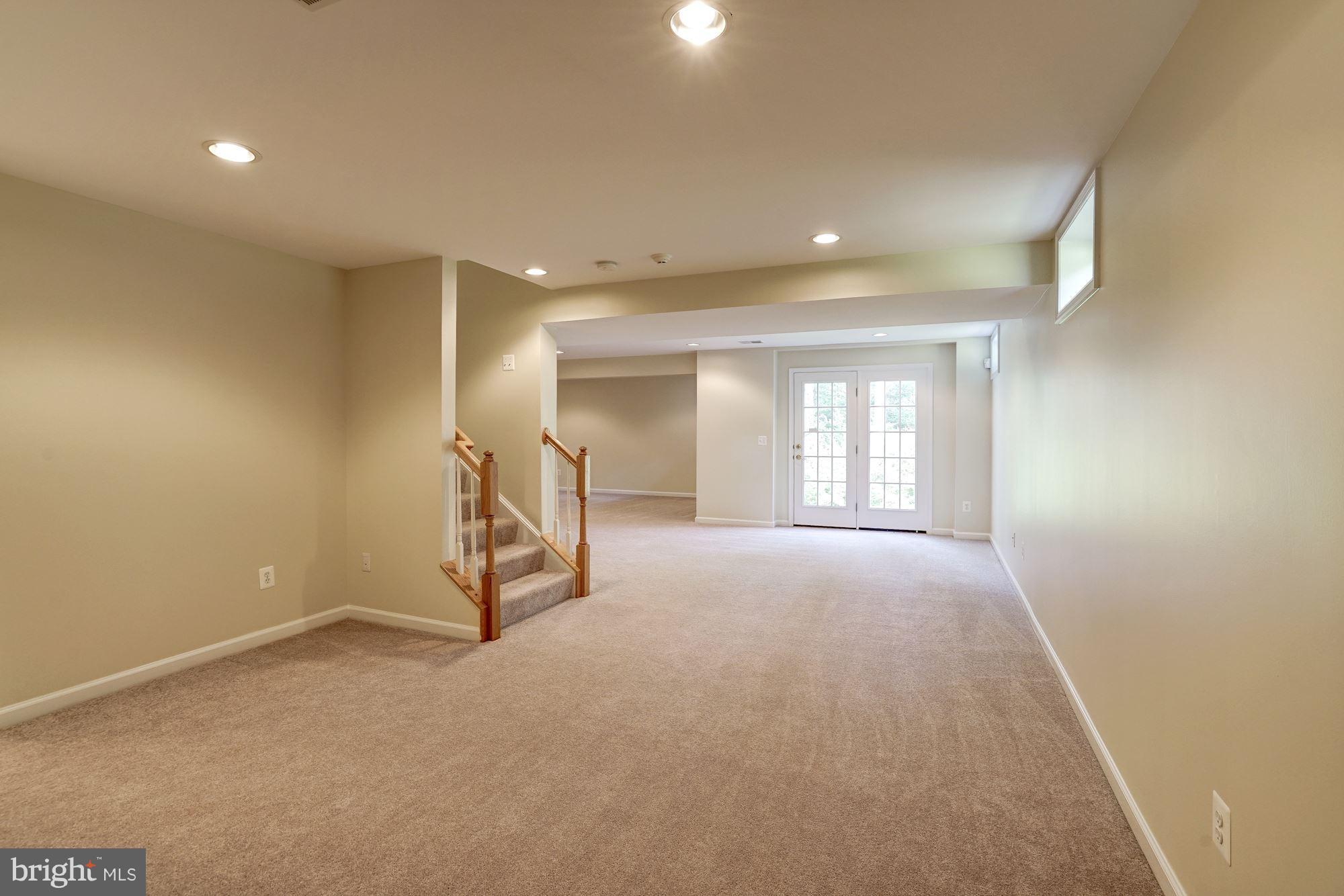 11709 Kahns Road Manassas, VA 20112 - Photo 23 of 30 Rec Room
