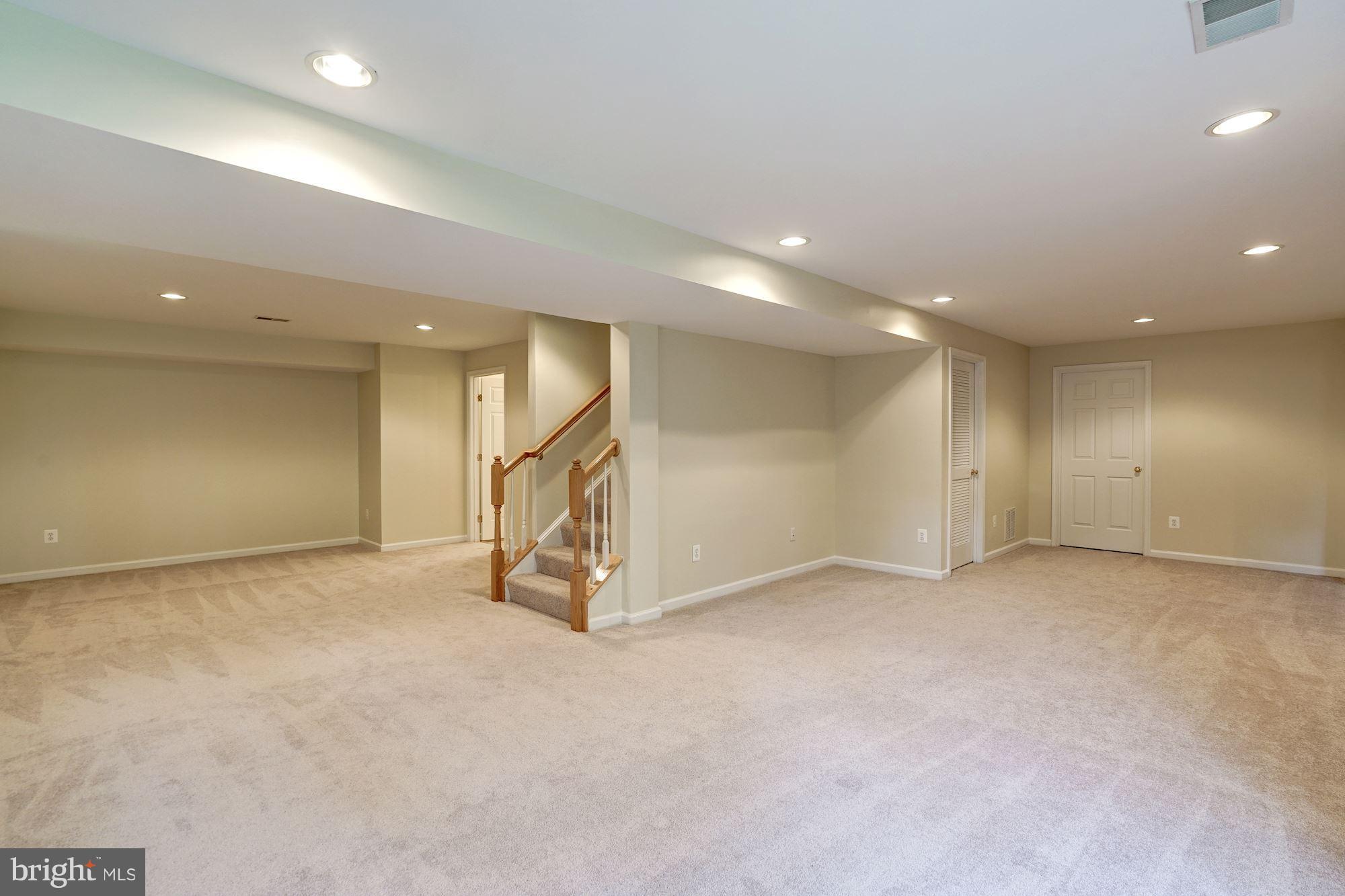 11709 Kahns Road Manassas, VA 20112 - Photo 25 of 30 Rec Room
