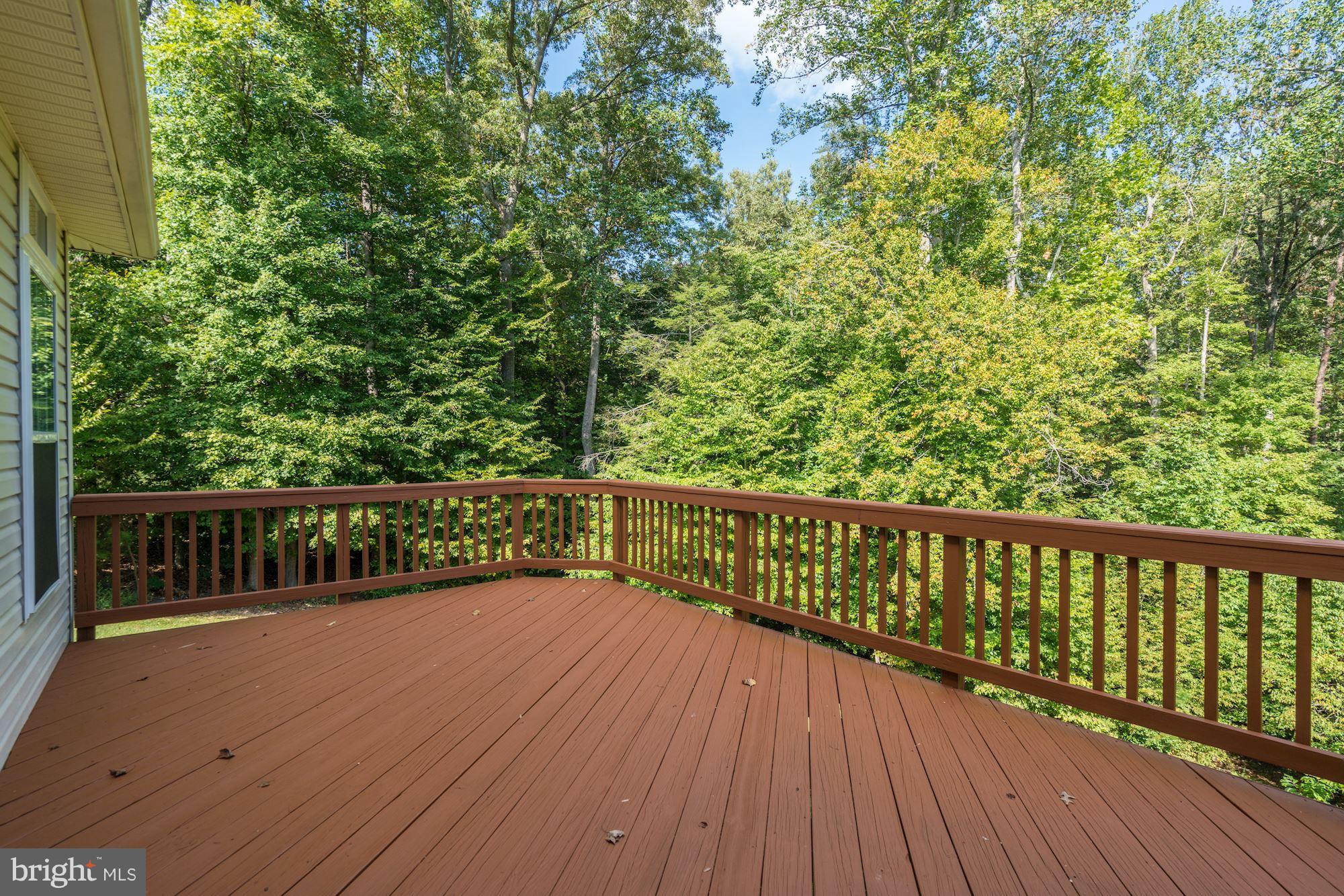 11709 Kahns Road Manassas, VA 20112 - Photo 28 of 30 Deck