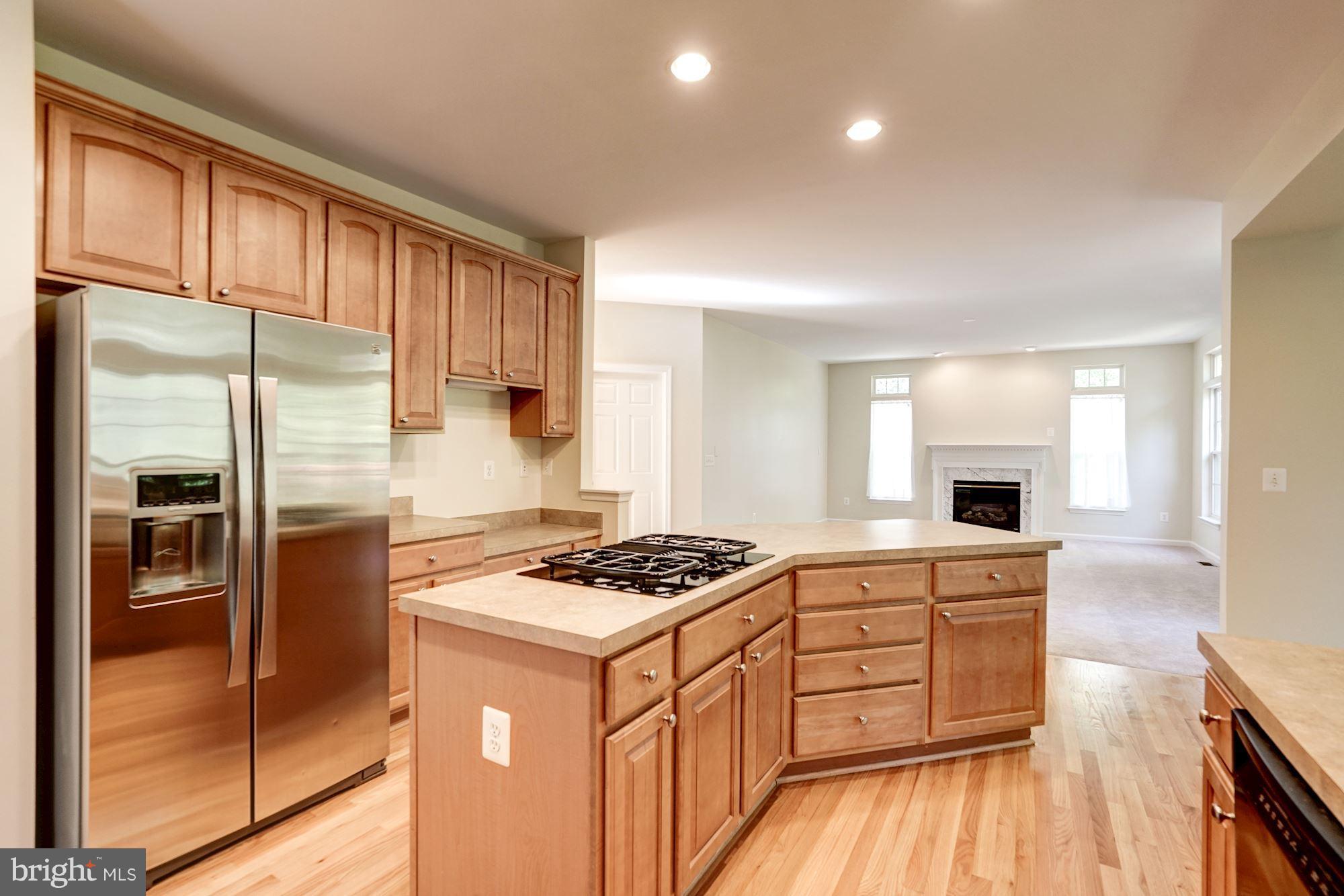 11709 Kahns Road Manassas, VA 20112 - Photo 6 of 30 Kitchen