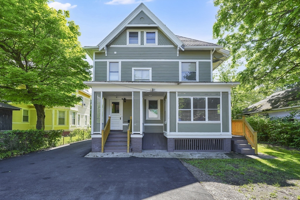 288 St James Avenue Springfield, MA 01109 - Photo 2 of 41
