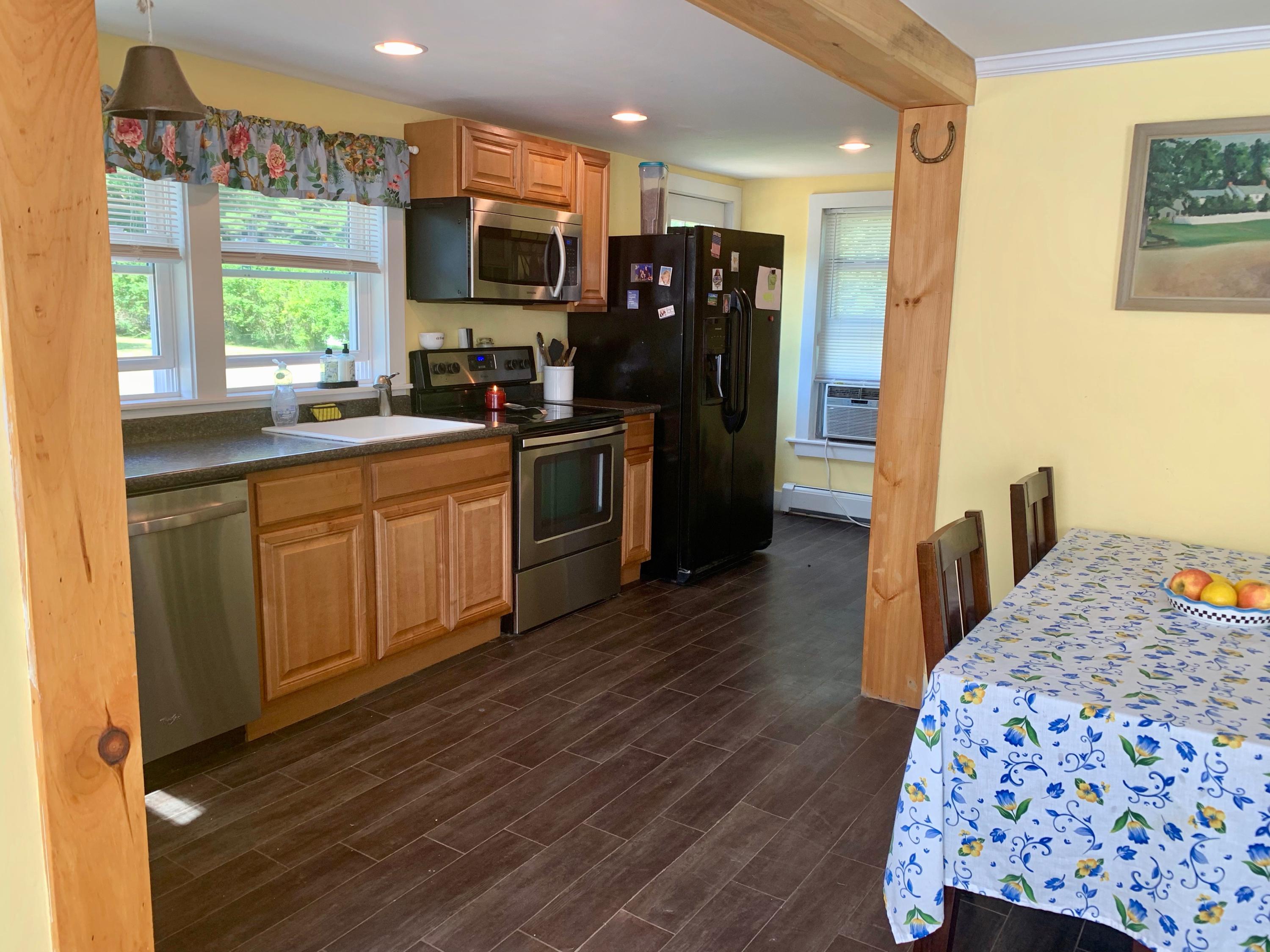 327 Grammar Road Sanford, ME 04073 - Photo 18 of 36 IMG_2057