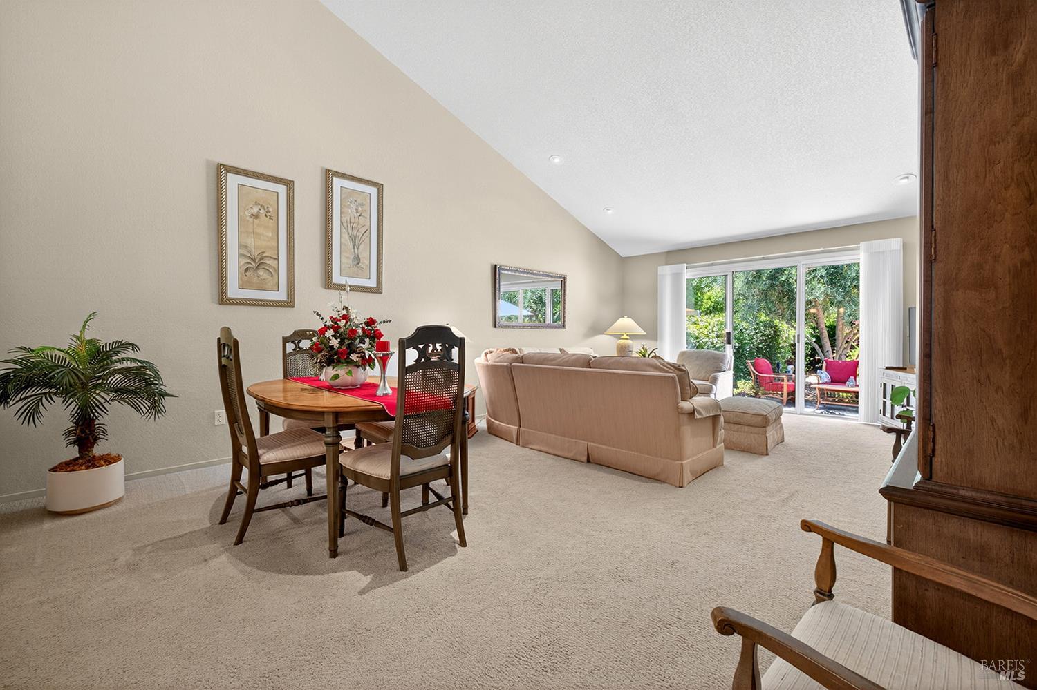 317 Miramonte Place Santa Rosa, CA 95409 - Photo 10 of 48