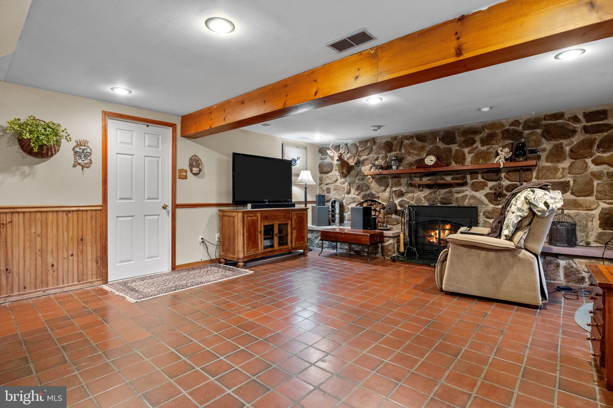 511 Beaver Road Southampton, PA 18966 - Photo 23 of 34 Gallery Image 23