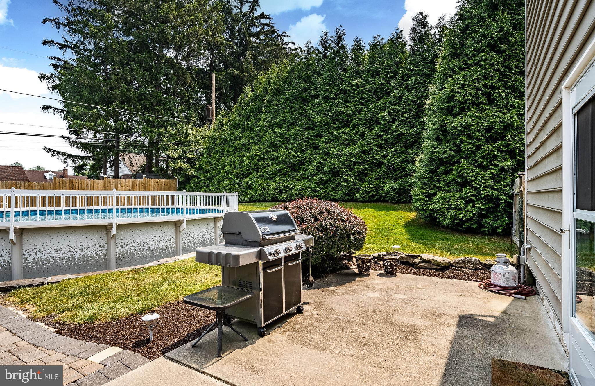 2015 Hemlock Road Jeffersonville, PA 19403 - Photo 58 of 72 Lots of patio areas