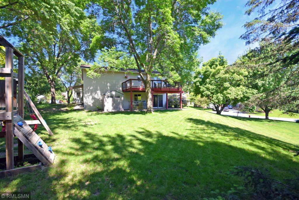 4645 Beacon Hill Road Eagan, MN 55122 - Photo 3 of 36 Gallery Image 3
