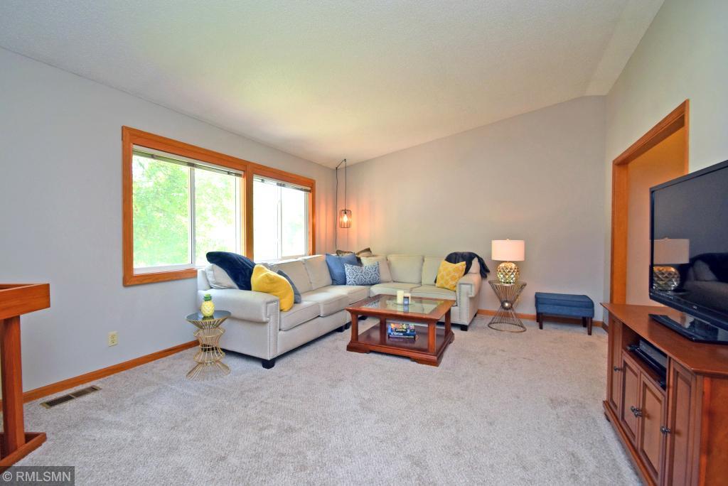 4645 Beacon Hill Road Eagan, MN 55122 - Photo 24 of 36 Gallery Image 24