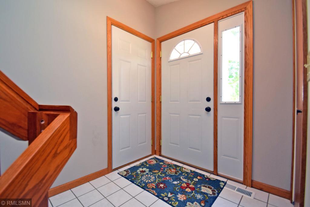 4645 Beacon Hill Road Eagan, MN 55122 - Photo 26 of 36 Gallery Image 26
