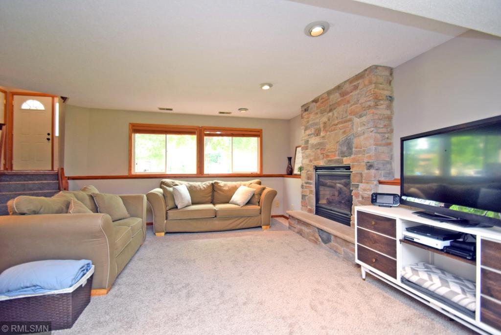 4645 Beacon Hill Road Eagan, MN 55122 - Photo 31 of 36 Gallery Image 31